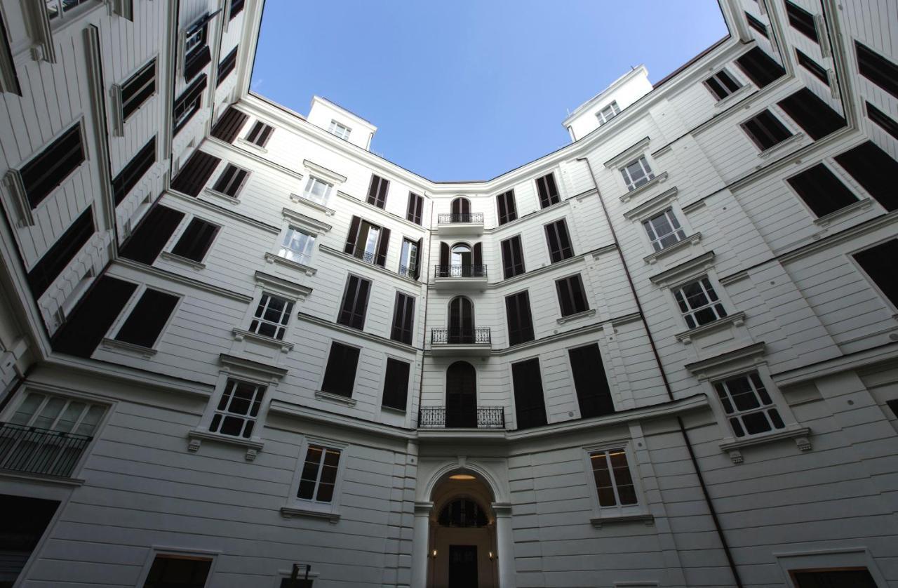 N A P Experience Apartments Napels Buitenkant foto
